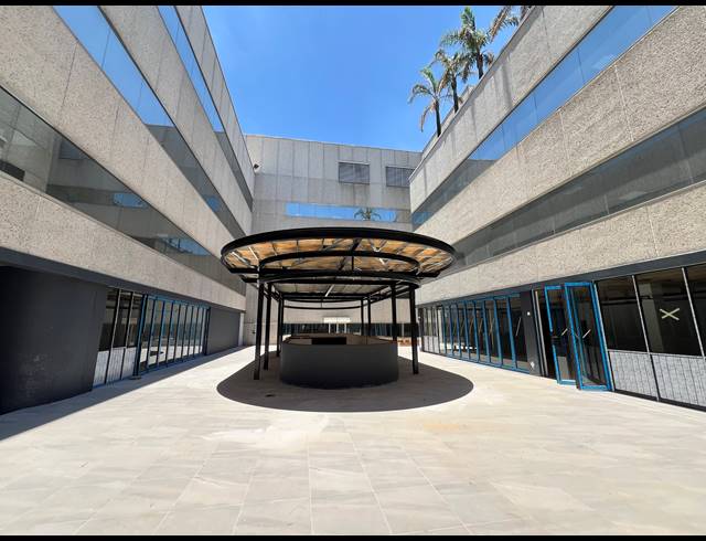 144M² RETAIL TO LET IN ROSEBANK